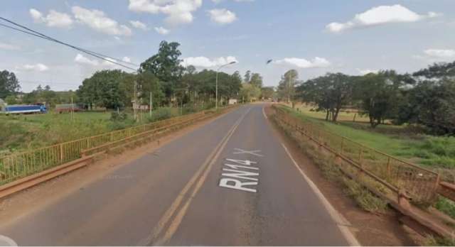 Vecinos de Virasoro realizaron arreglos de banquinas en la Ruta 14